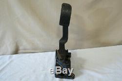 00 01 02 03 04 05 06 Sprinter 2500 3500 Throttle Gas Pedal Accelerator BOSCH