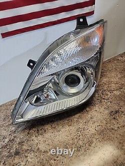 2007-2010 Mercedes Benz Sprinter Left Driver Side Xenon Headlight OEM NICE