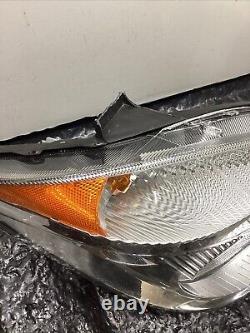 2010-2013 2014-2018 Mercedes Sprinter Right Side Halogen Headlight Oem