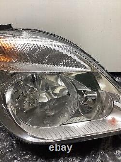 2010-2013 2014-2018 Mercedes Sprinter Right Side Halogen Headlight Oem