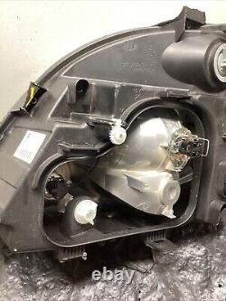 2010-2013 2014-2018 Mercedes Sprinter Right Side Halogen Headlight Oem