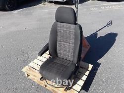 2014-2018 Mercedes-benz Sprinter 2500 Front Left Driver Side Seat Cushion Oem