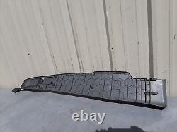 2014-2018 Mercedes-benz Sprinter 2500 Left Side B Pillar Cover Panel Trim Oem