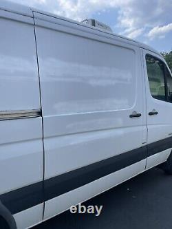 Mercedes Sprinter LOW ROOF Side Door 10-18