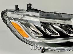 Phare LED Mercedes Sprinter 2019-2023 côté passager droit OEM