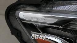 Phare LED OEM Mercedes-Benz Sprinter 2019-2023 côté passager droit RH