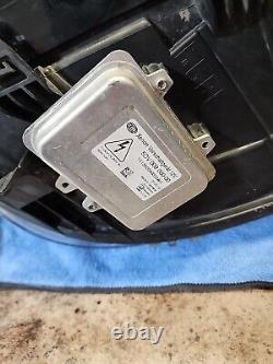 Phare xénon OEM côté conducteur gauche Mercedes Benz Sprinter 2007-2010 en bon état